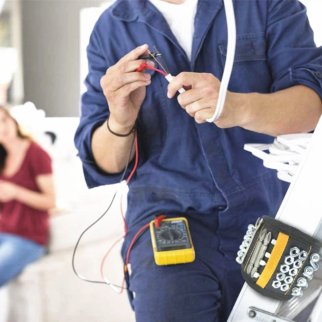 Quality New Version with Two Pocket Factory Price Oxford Magnetic Tool Holder Wristband with Strong Magnets in Stock