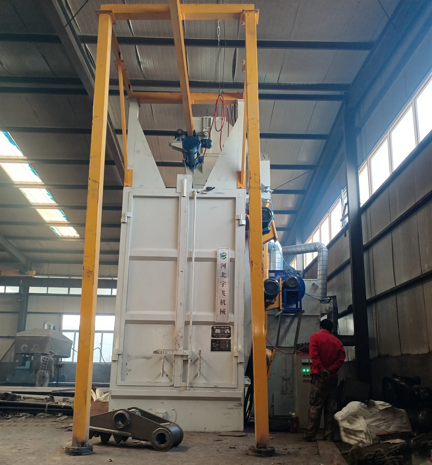 
Coach leaf spring shot blasting machine,surface strengthening process technology 