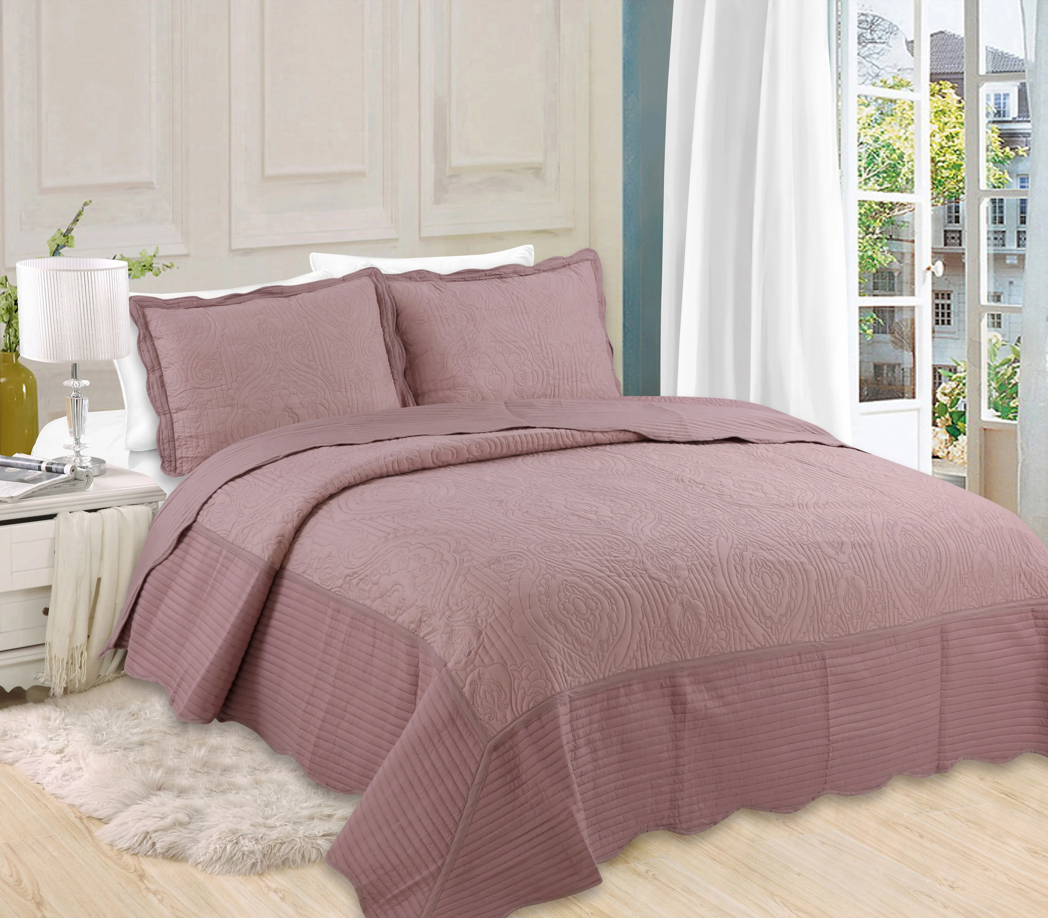 Luxury solid bedspread 100% polyester microfiber fabric for bedding set light weight polyester bedspreads quilts single
