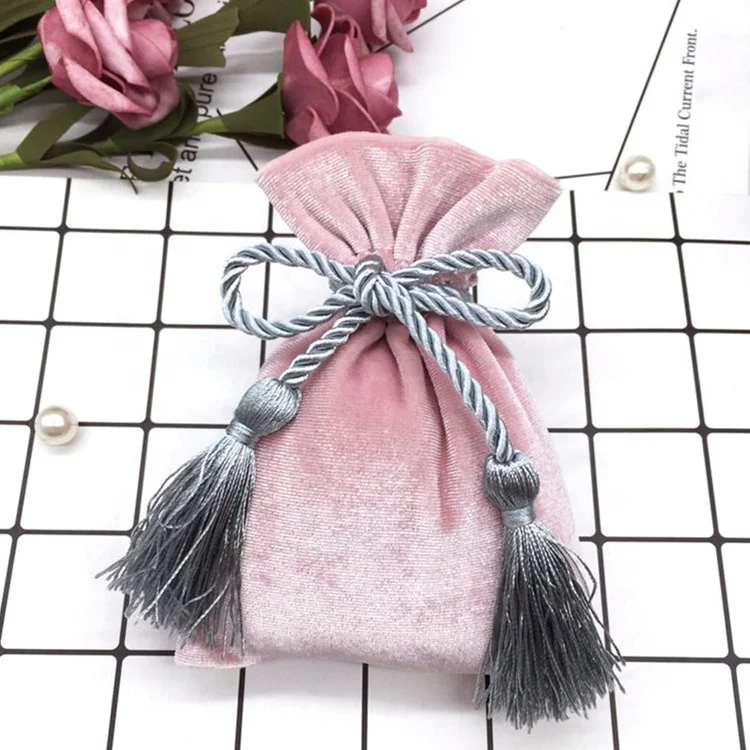 Custom Velvet Pouch Bag Velvet Pouch Jewelry Packaging Bag With Tassel