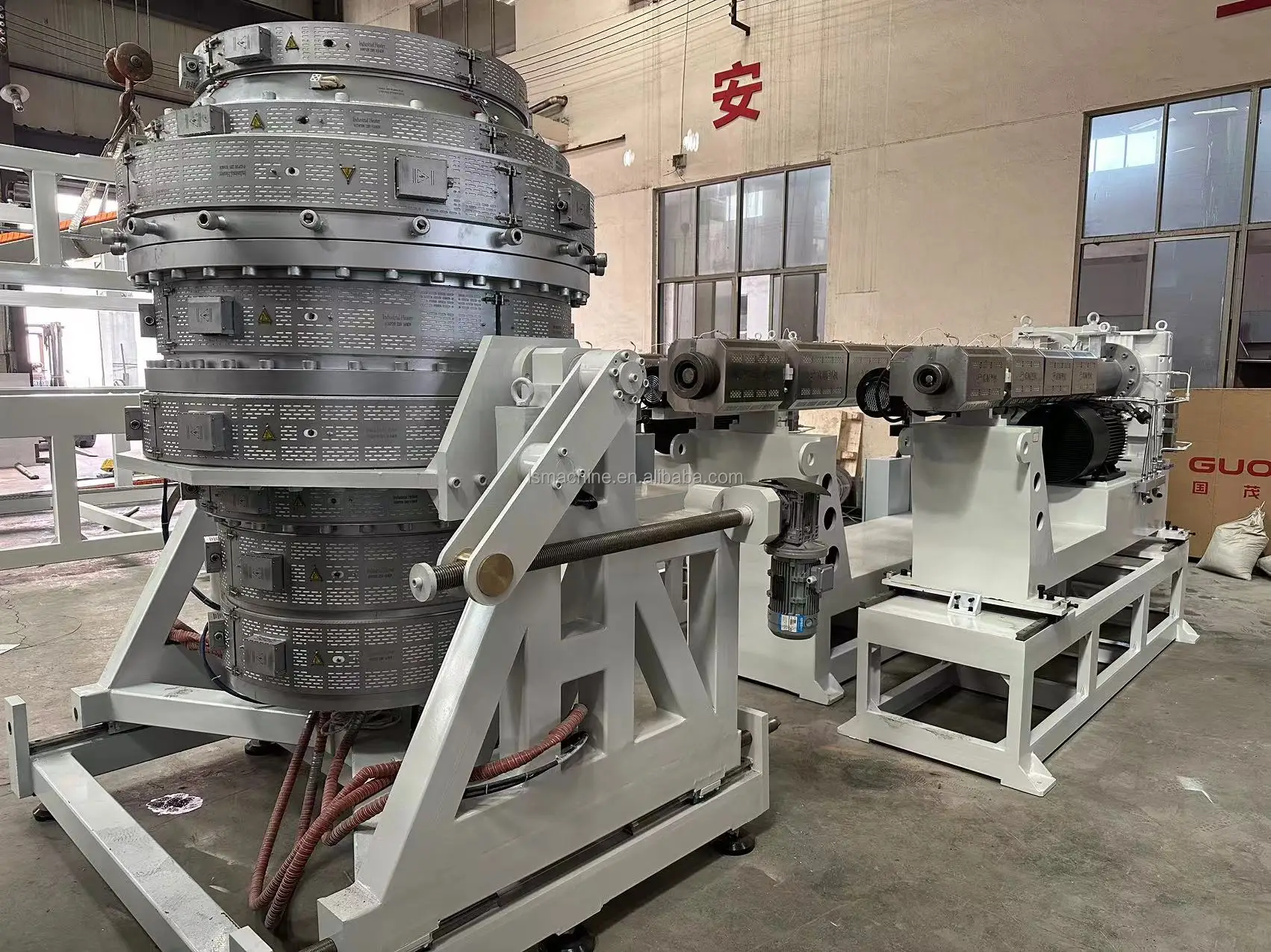 Hot sale 160-450mm HDPE pipe extruders PE irrigation pipe making machine