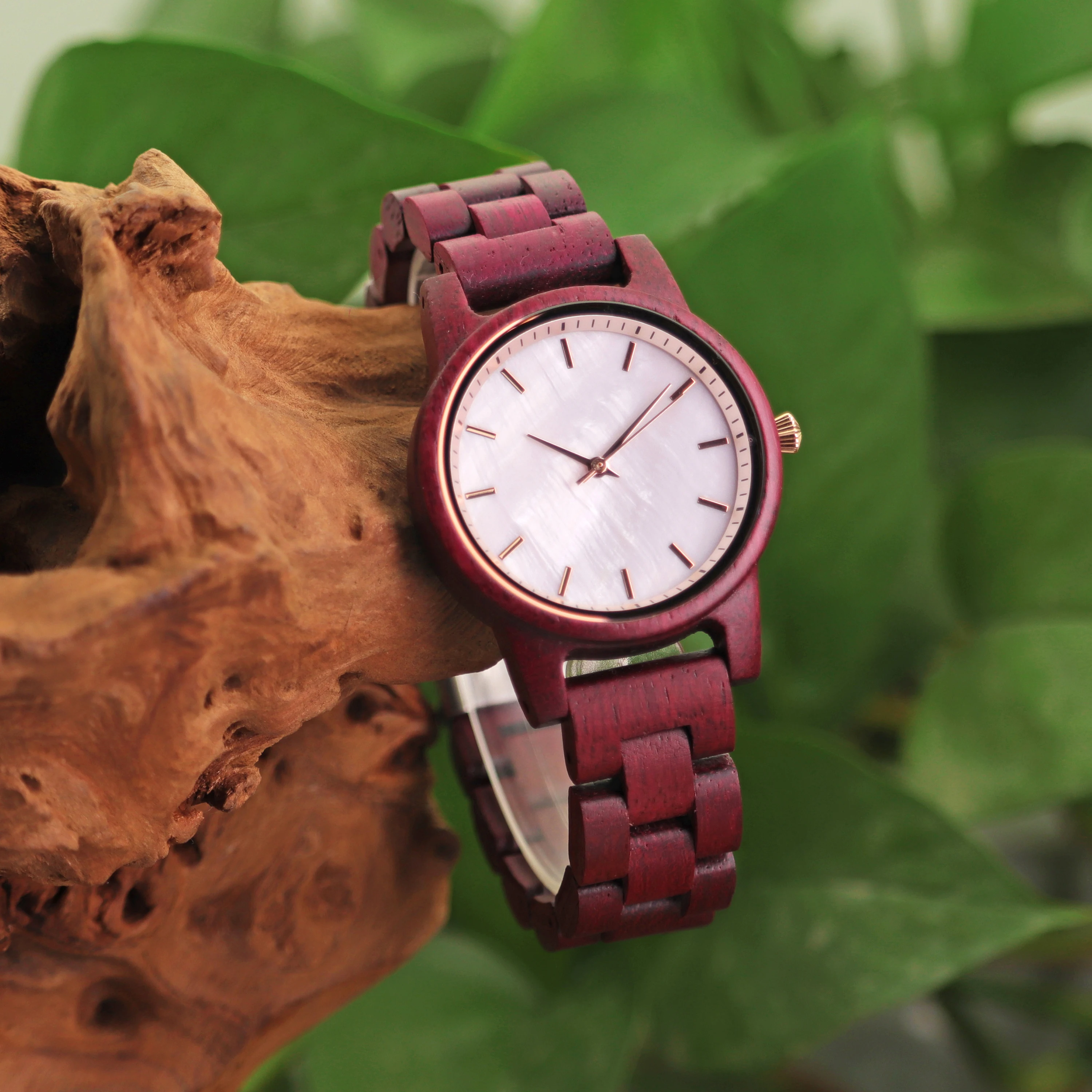 Wholesale  Violet Hand Made Purple Wood Original Women Watches Design Your Own Brand Nature Wood Watch Charm Girls