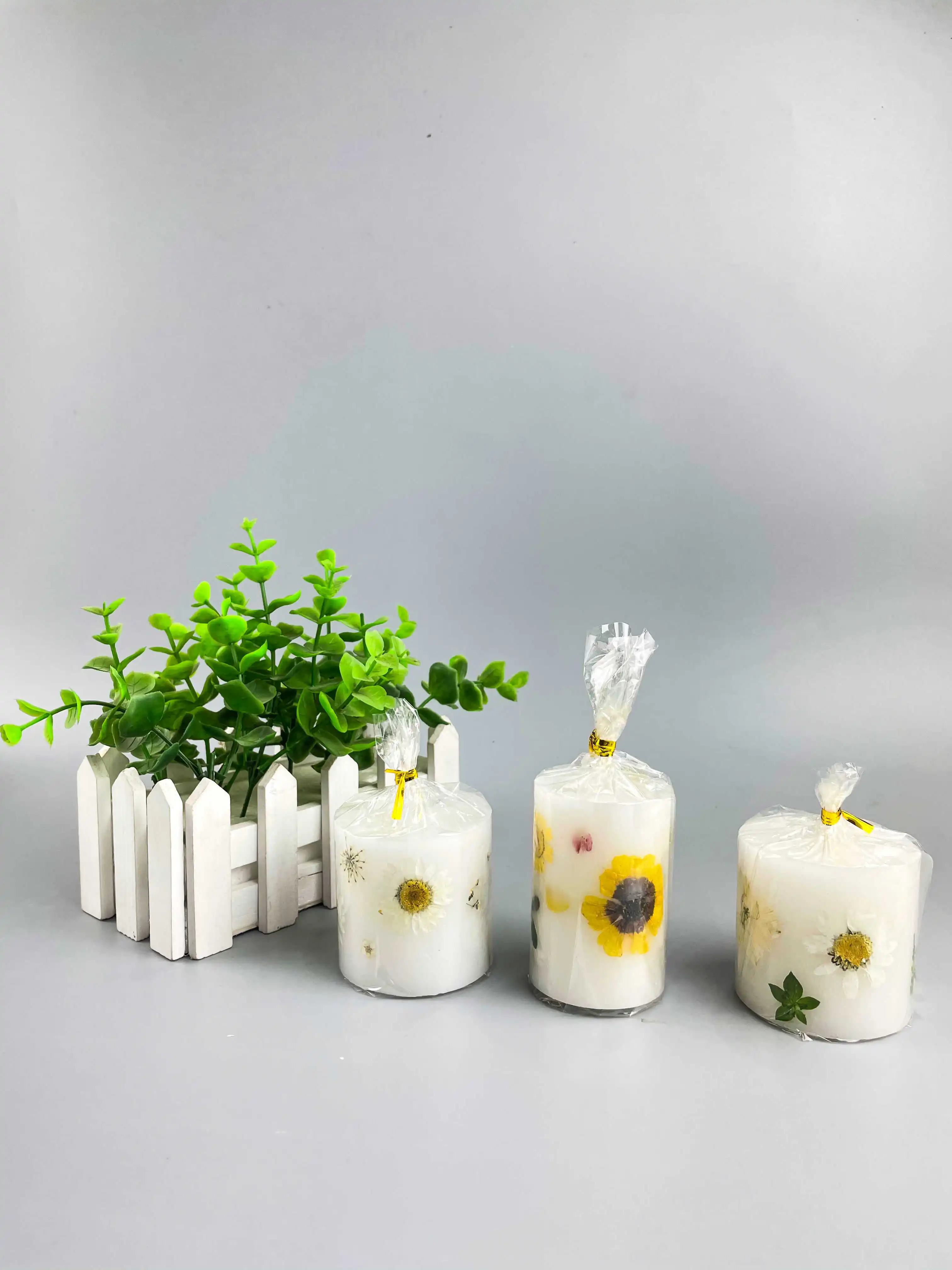 most popular wholesale cheap price  painted pillar candle with high quality