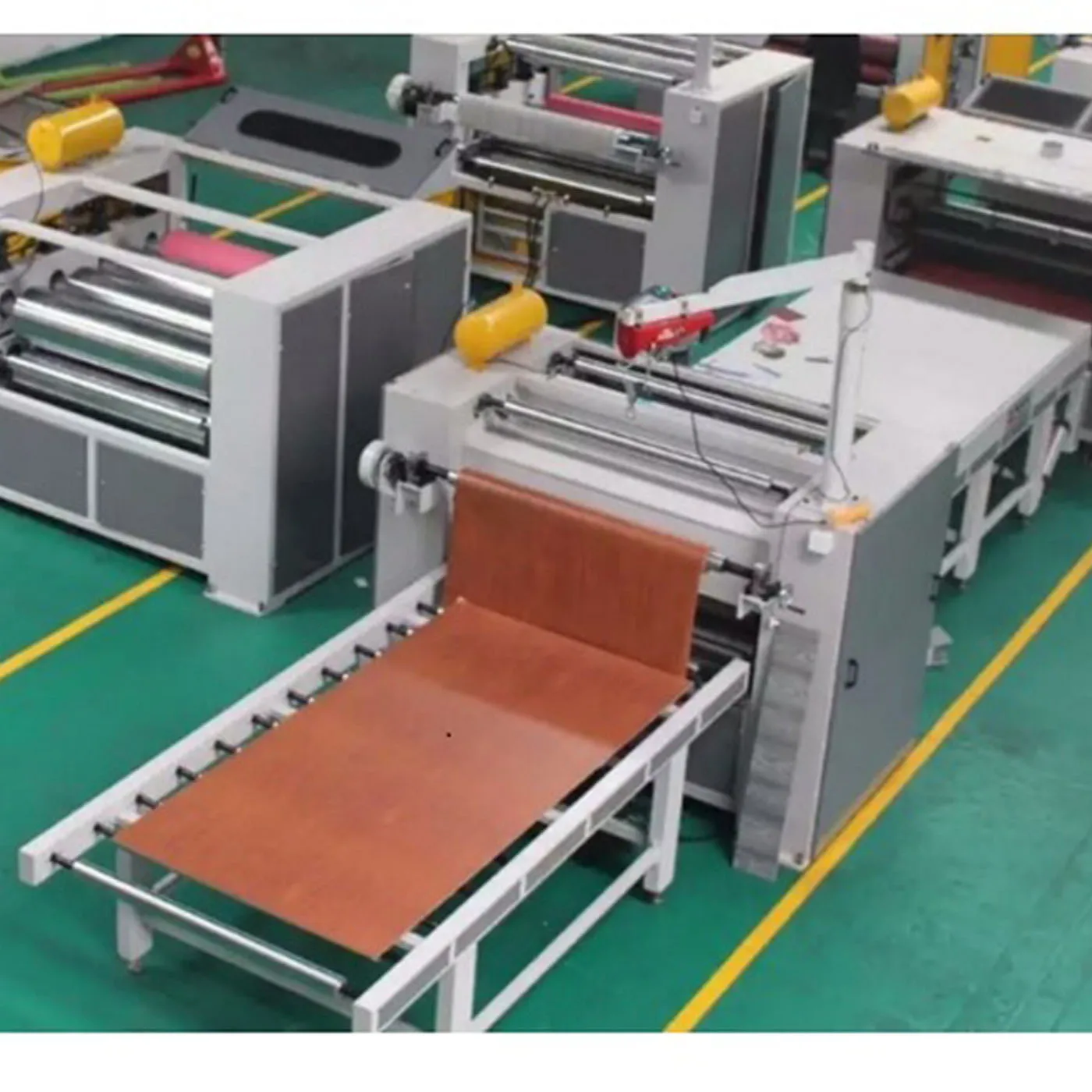 Pur hot melt glue machine Compact machine line for PVC/PET/HPL on MDF/WPC/Plywood Hot melt glue laminating machine