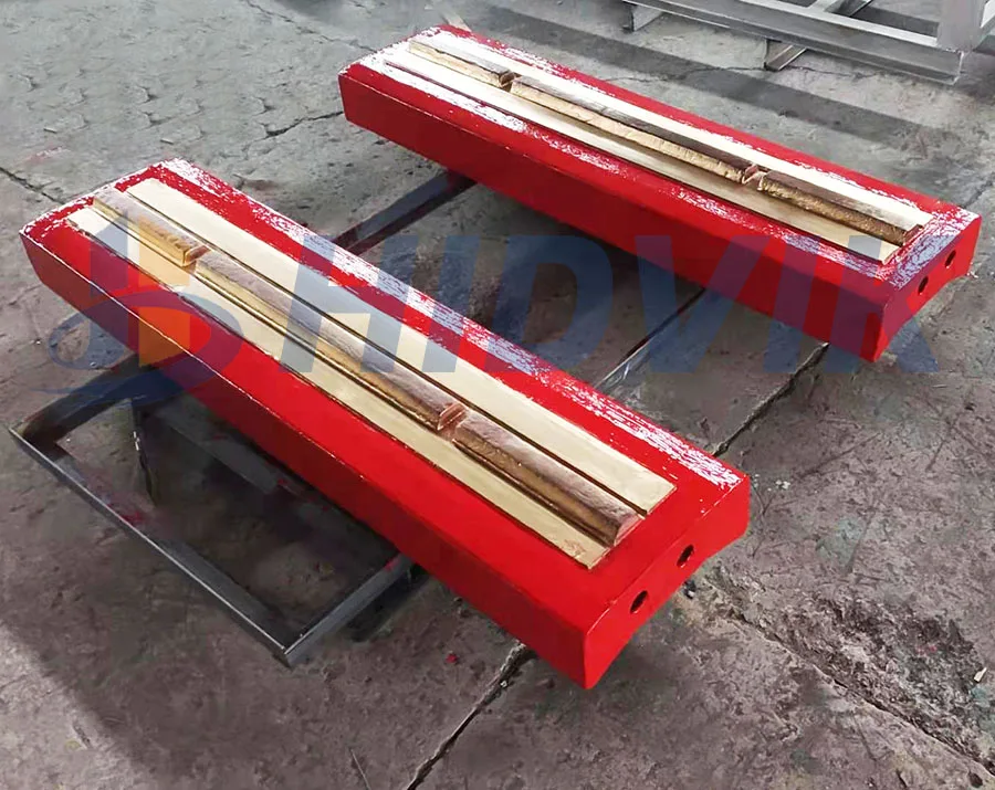 
Cr27 Cr26 impact crusher spare parts suitable for Kleemann MR110 MR122 MR130 blow bar for impact crushing 