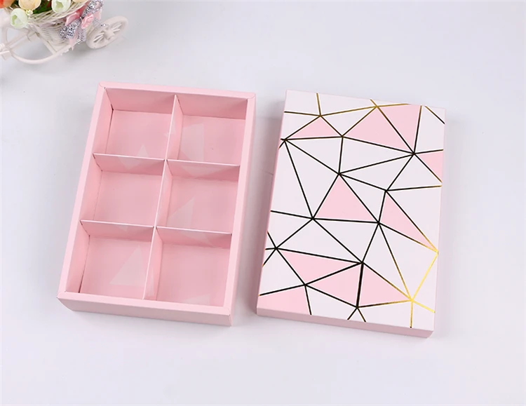 6X6X6 Colored Chocolate Keepsake Gift Decorative Hollow Book Shaped Baby Boxes Shaped Wholesale