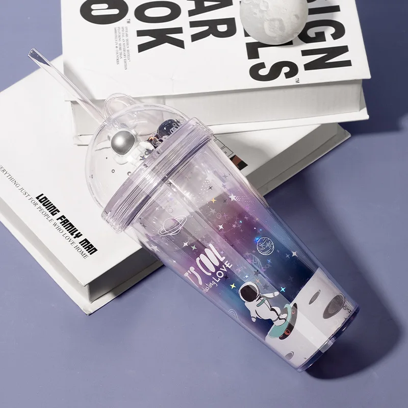 Astronaut Plastic Cold Drink Cup With Lids And Straws Tumbler Cups Wholesale Custom Logo OEM/ODM Novelty Plastic Drinking Cups