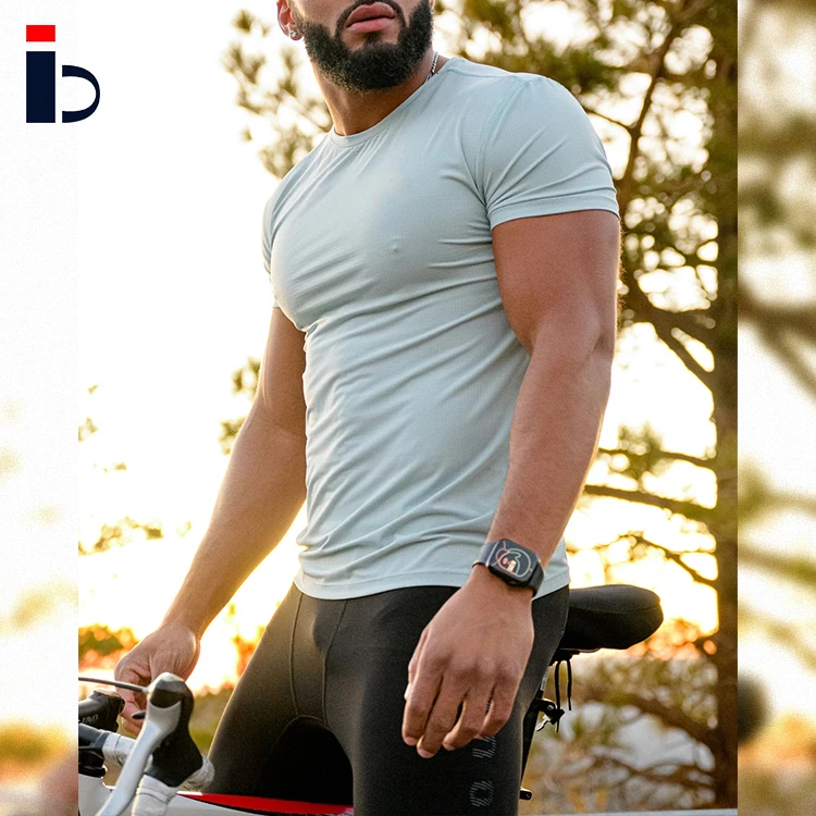 New Design Polyester Jogging Gym Fitted Quick Dry Compressive Gym Sport Tee Shirt Short Sleeves Men T Shirts