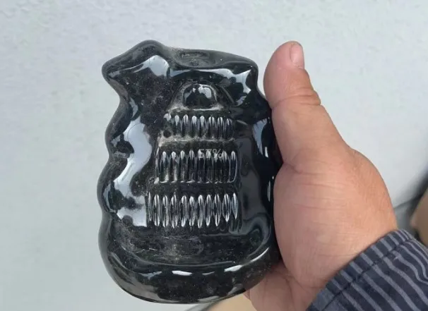 Factory Direct Hot sales multiple  ornaments black smoke waterfall holder Backflow incense cone ceramic burner