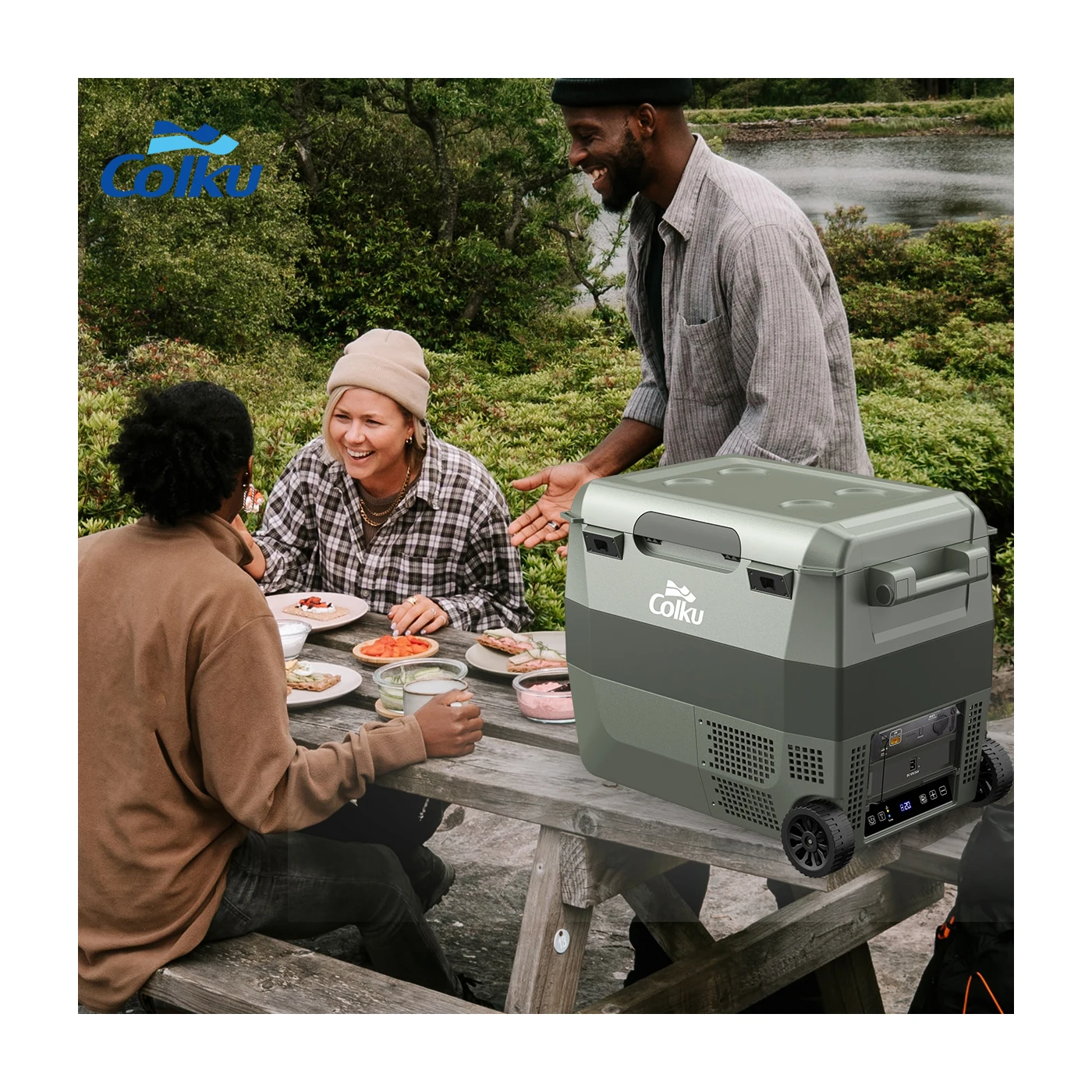 Popular Home and Outsided 40L Portable Car Freezer 12V Portable Camp Fridge Freezer with Battery