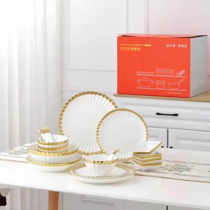 Modern Minimalist Light Luxury Gold Tableware Set, Saudi Style Emboss Tableware with Gold Rim