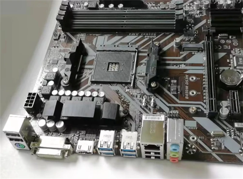 Hot Sale Ga Motherboard B450M DS3H AMD SOCKET AM4 Desktop Boards Gaming Motherboard