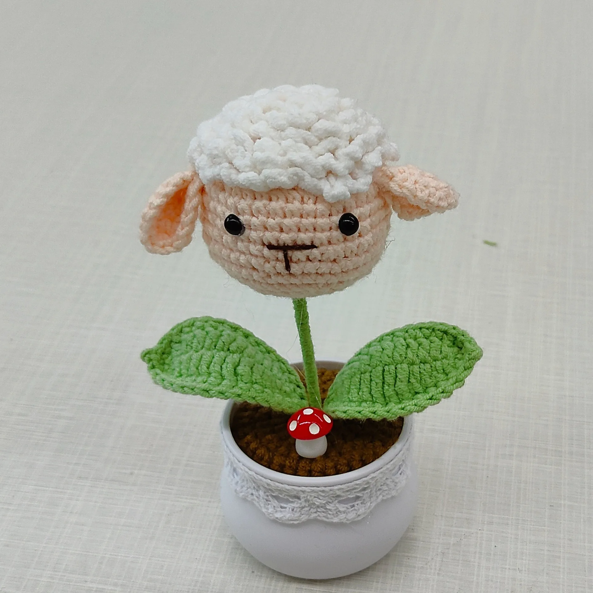 Creative Finished Handmade Home Decoration Woven Flowers pot Crochet Wool knitted frog rabbit pig bear Animal potted plant