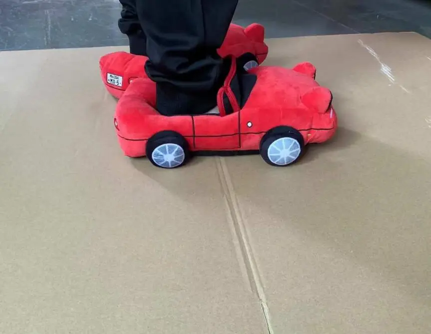 Лидер продаж новый дизайн плюшевые скоростные гоночные автомобильные тапочки плюшевая Автомобильная обувь на заказ