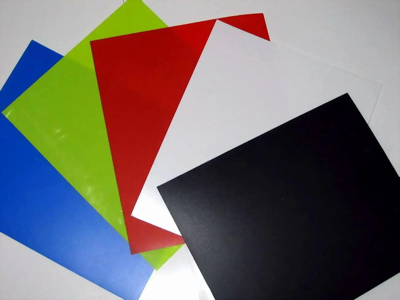 Пластиковая PP PE ABS PC PMMA толстая доска/лист/панель для экструзии, прозрачная машина для производства акрила, производственная линия для экструзии