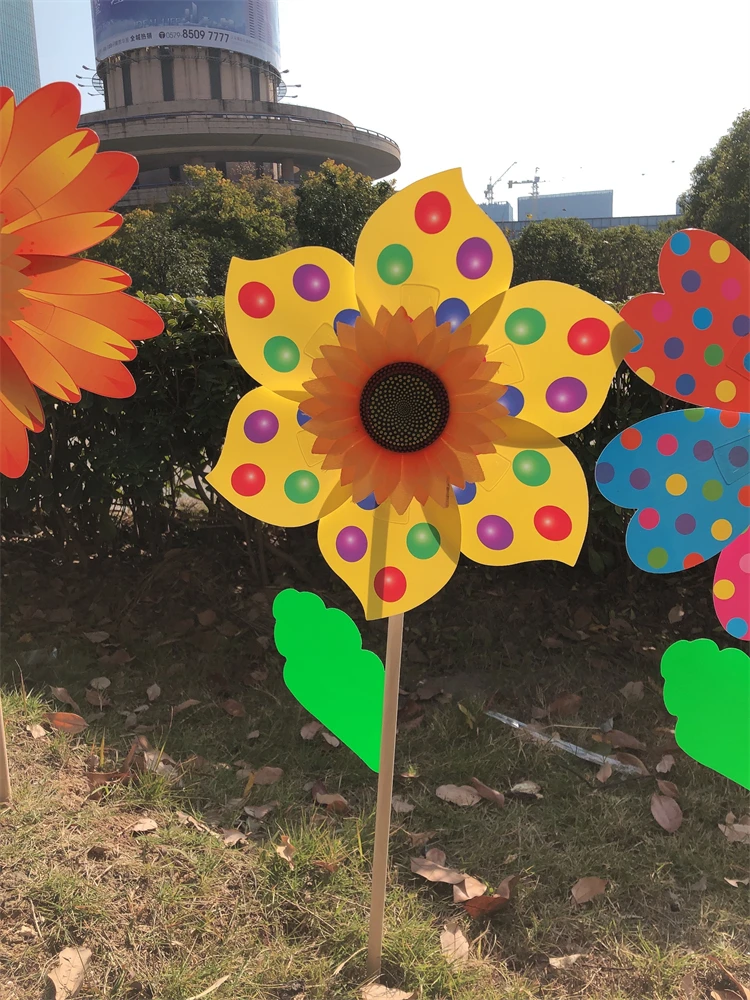 Игрушечная ветряная мельница в форме цветка с деревянными рейками, декоративные ветряные мельницы из ткани в различных сценах