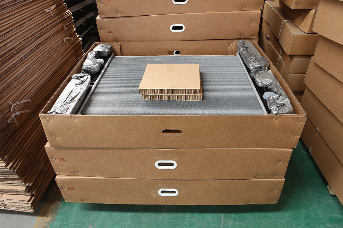 OEM 800104/238647/2001-1738 High quality aluminum brazing radiator for Freightliner Cascadia 113/125/M2 112 radiator manufacture