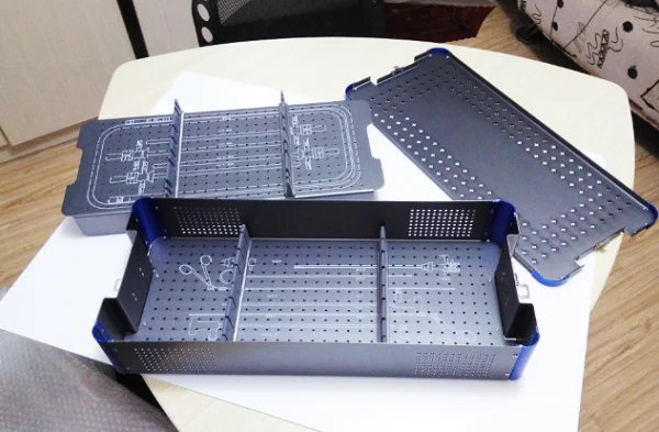 Medical sterilising dissecting instrument box