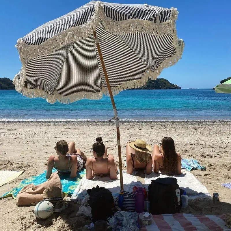 Custom Luxury Hot Indian Beach Umbrellas Wooden Pole Cotton Tassel Fringe Garden Sun Outdoor Parasols