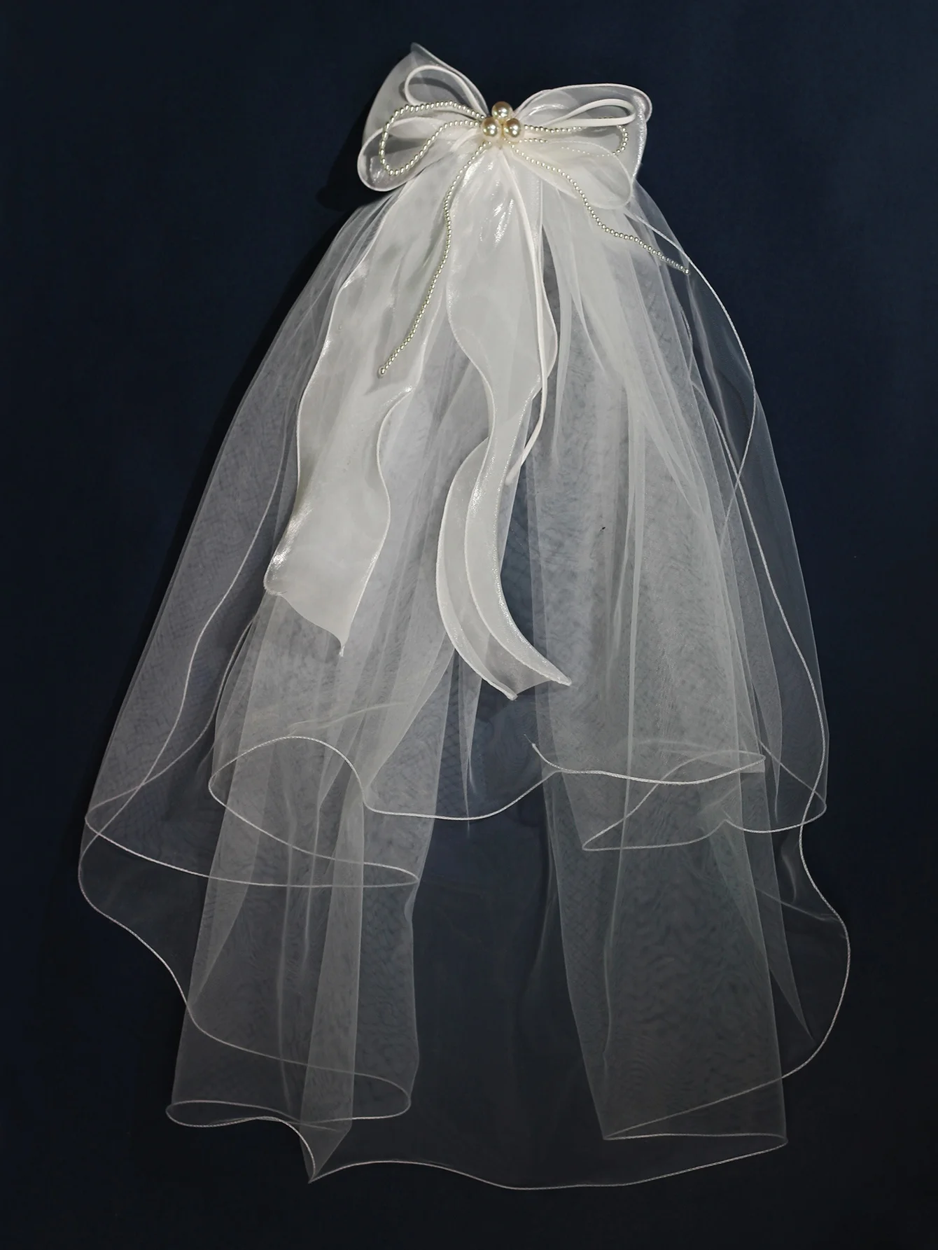 Elegant Wedding Veil Handmade Long Veil with  pearls  Headdress Bridal Veil  Popular  White