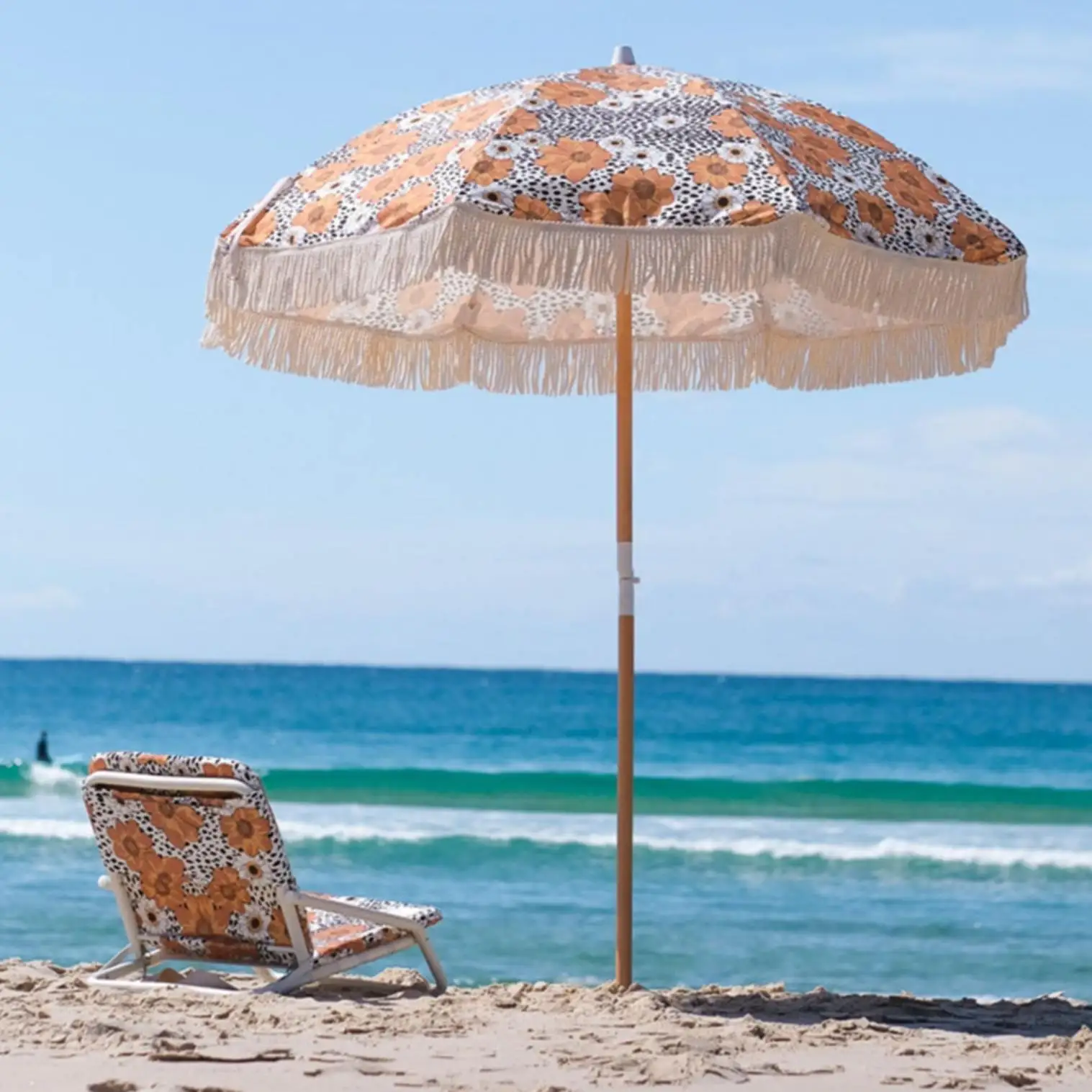 Custom Summer Essentials Premium 6ft 6.5ft Outdoor Sun Parasol, Wood Pole Vintage UPF 50+ Canvas Beach Umbrellas with Fringes