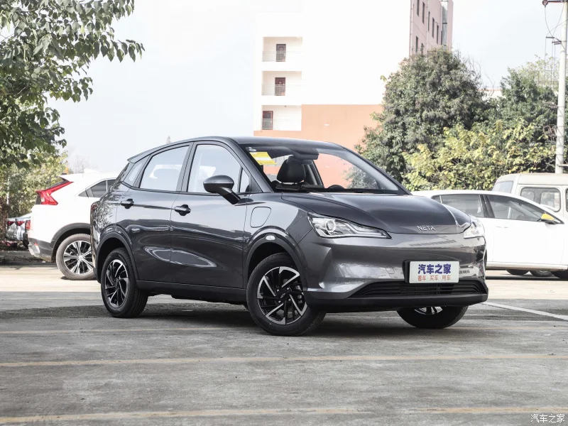 NEZHA V развлекательный высокоскоростной электромобиль с левой ручкой новые автомобили подержанные большим радиусом