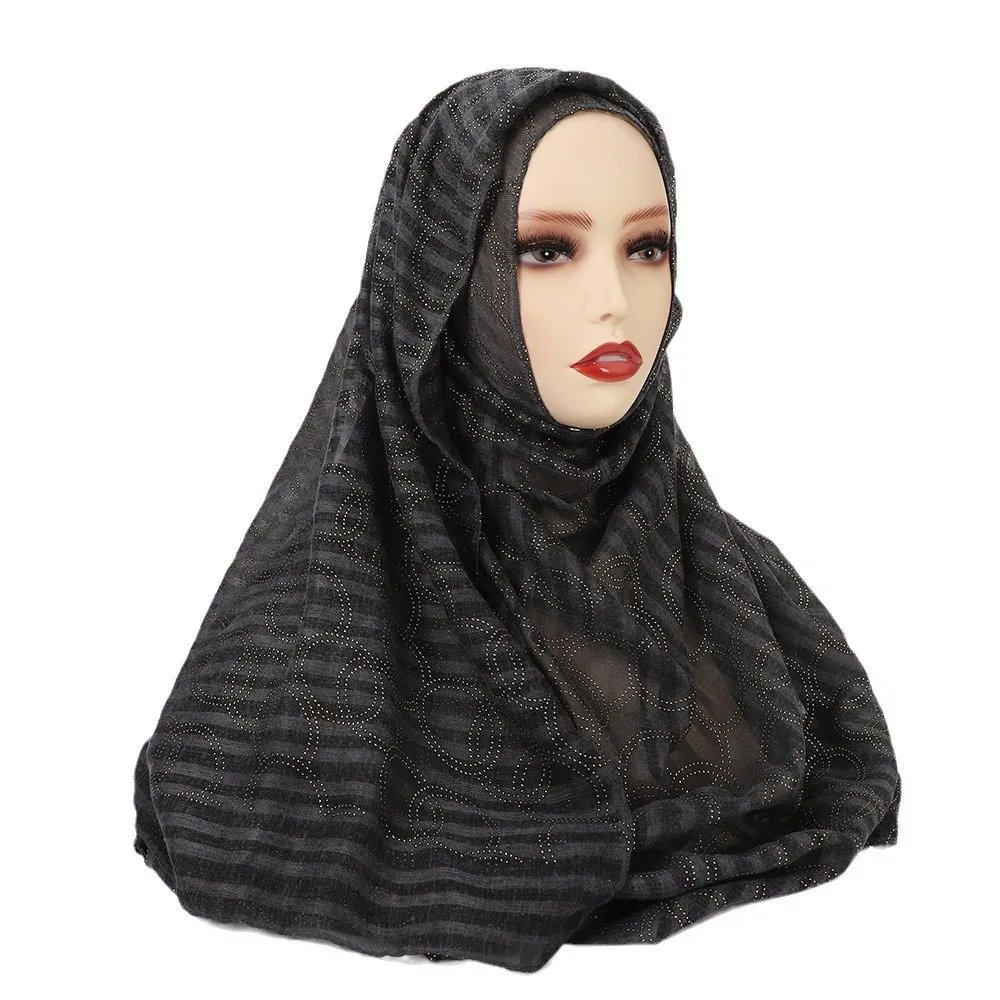 Yiwu Jingtai Manufacturer Wholesale Hijab Cotton Scarf With Rhinestone Logo Beads Viscose Hijab 2024 Dubai Muslim Hijab
