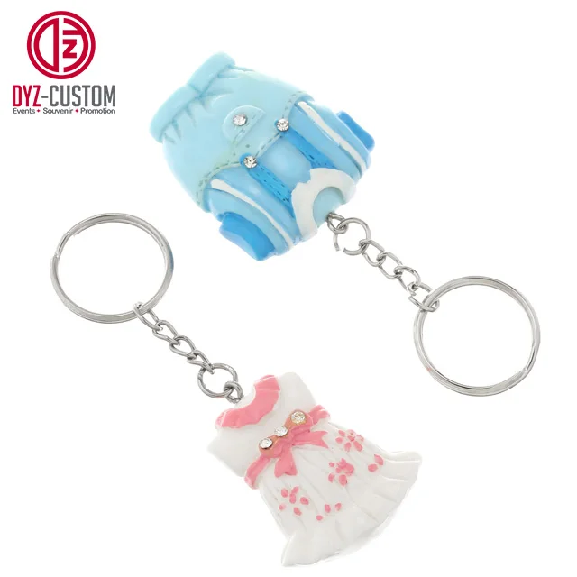 Girl Pink Dress and Boy Blue Clothes Keyrings Metal Resin Iron Baptism Souvenirs Baby Shower Favors Return Gifts in Gift Box