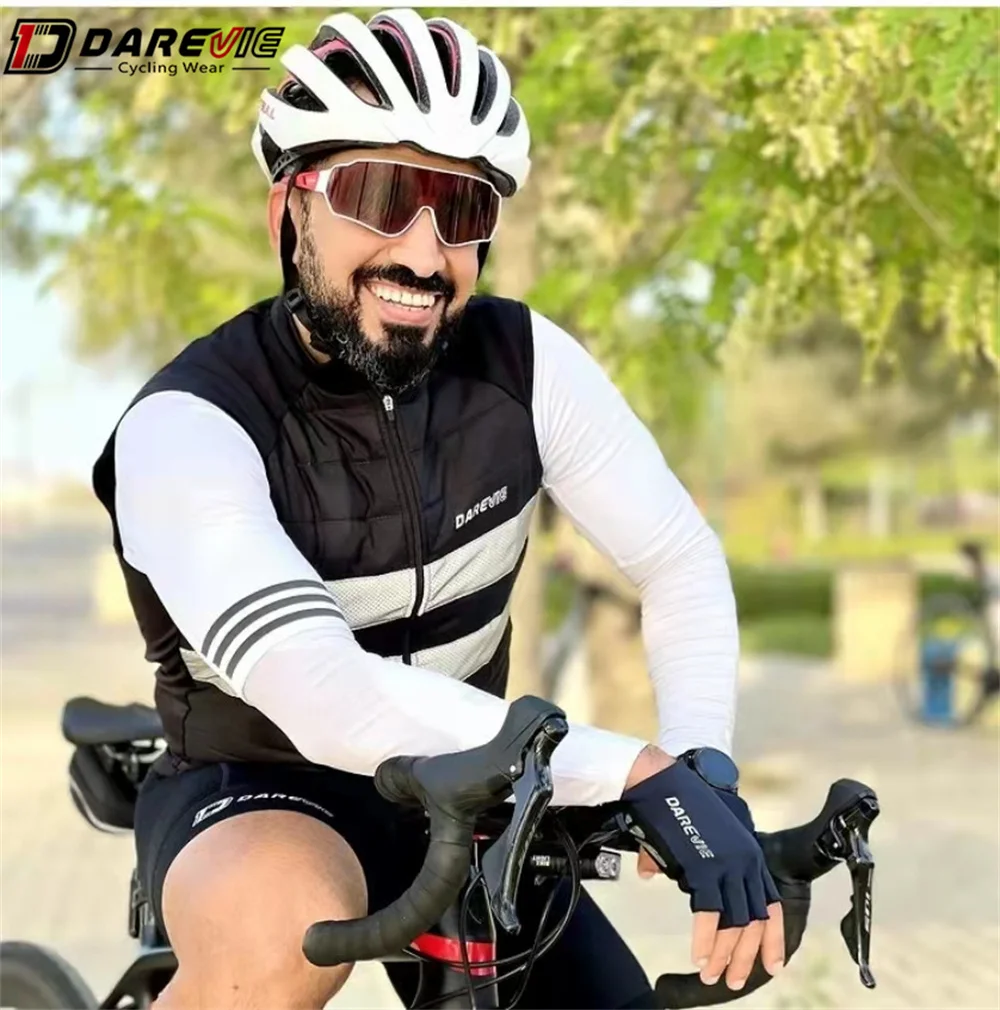 DAREVIE Wholesale Light Weight Reflective Stripe Windbreak Bicycle Gilet Vest Cycling Clothes