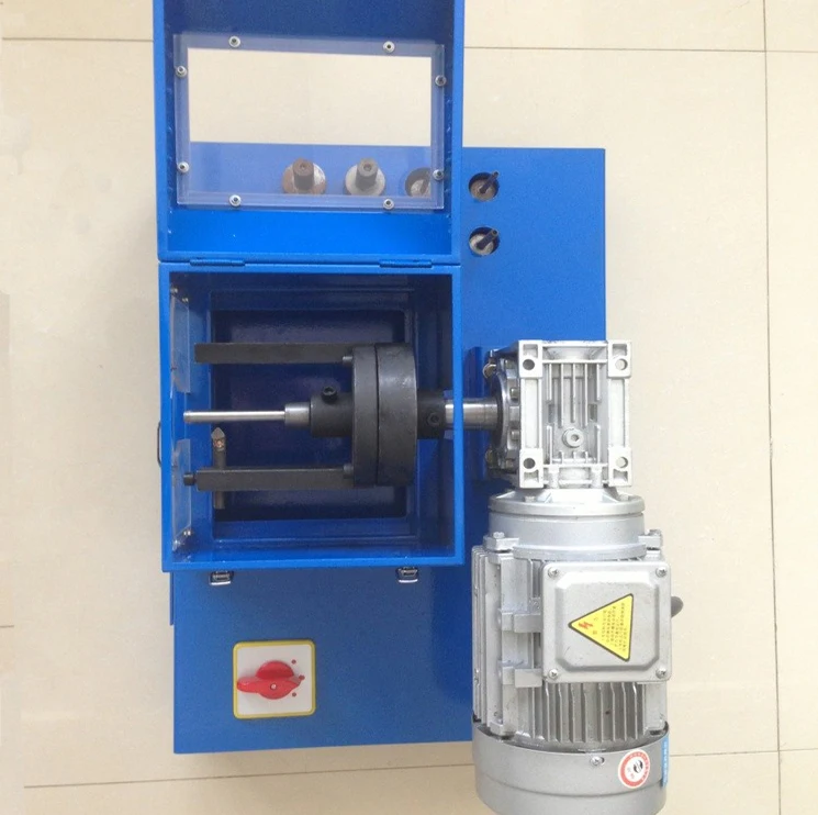 Стальная труба станок для ковки YONG-FENG S51 увлажняющим эффектом марки The finn мощность шланг