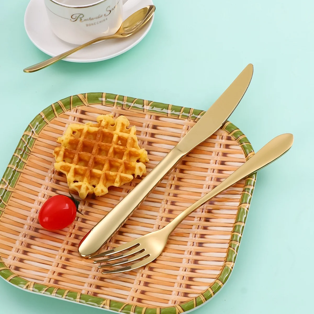 SS430 Cutlery Set Gold Plated Metal Spoon Fork Knife Set Stainless Steel Flatware Sets for Restaurant Hotel