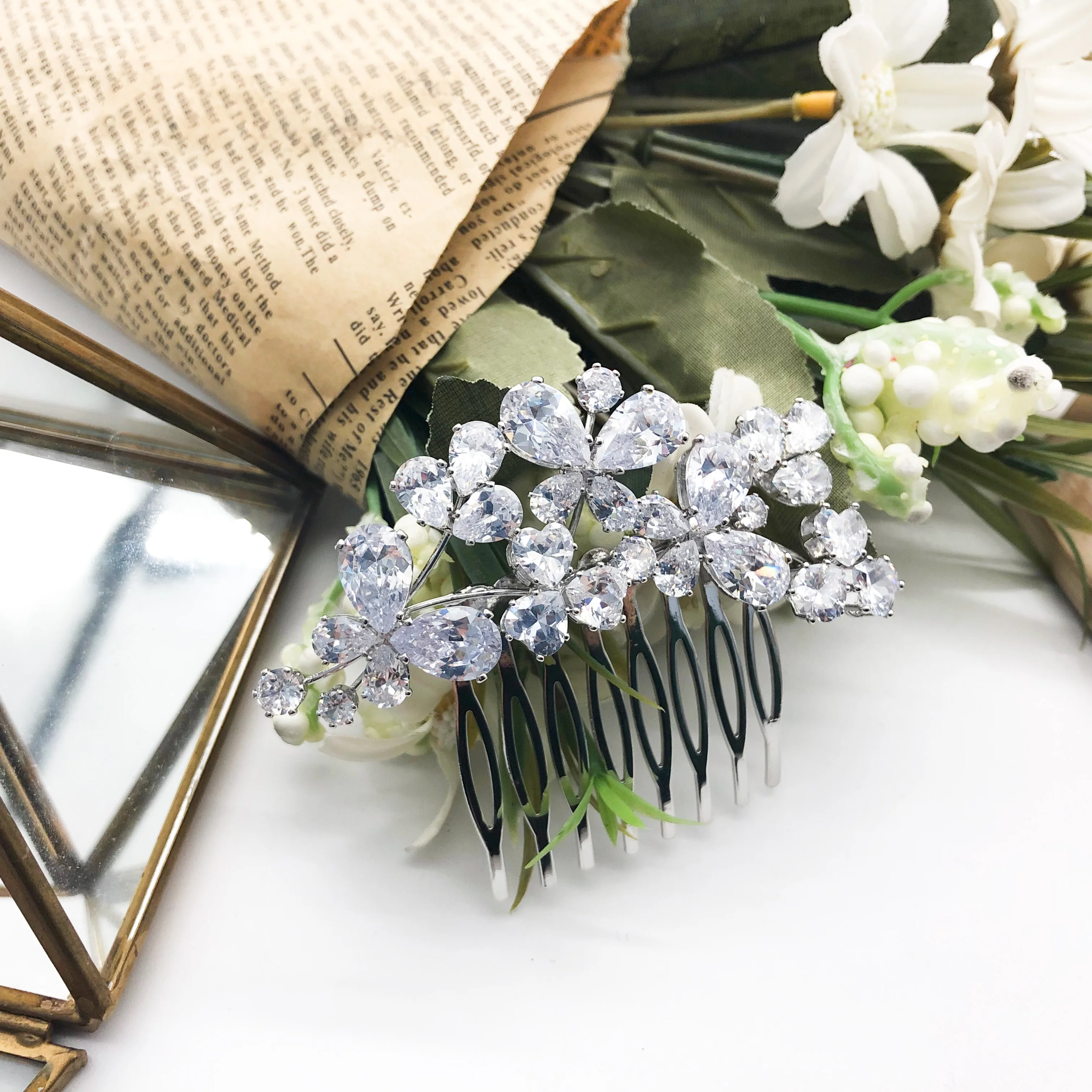 Оптовая цена Свадебный Цветочный головной убор с Цирконом Свадебные ювелирные изделия женская свадебная расческа для волос