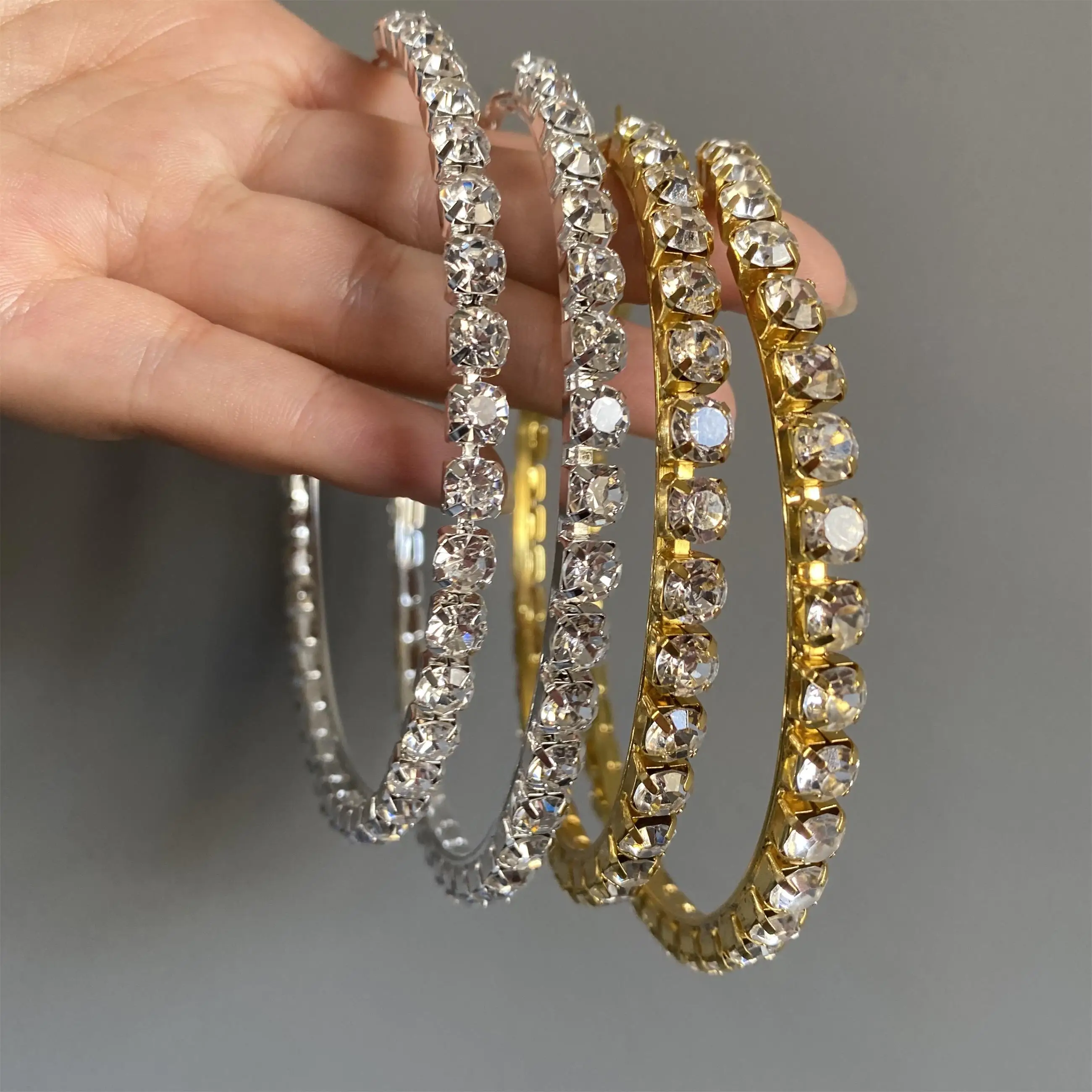 Серьги-кольца в стиле Рианны, стильные большие модные серьги-кольца в стиле хип-хоп с кристаллами и бриллиантами