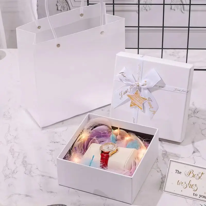 Wholesale Custom Luxury Rigid Cardboard Gift Lid And Base Paper Box Gift Boxes For Present