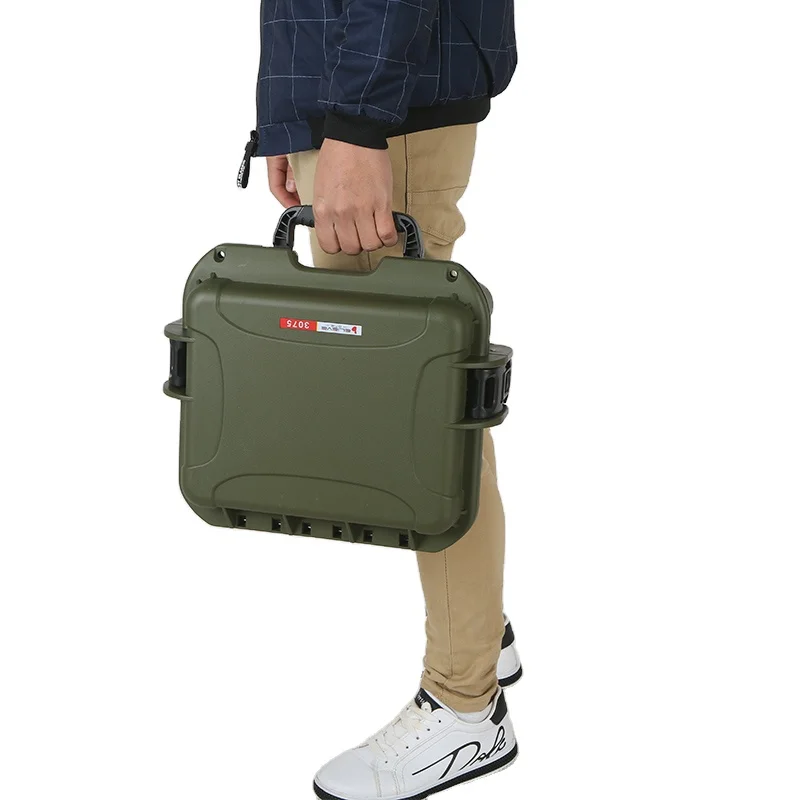 High quality waterproof ip68 plastic tool transport box gun hard case with foam