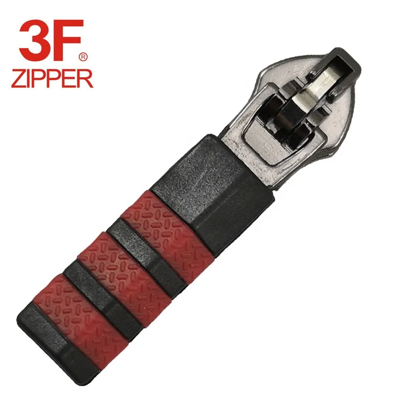 Zipper slider with customized rubber puller