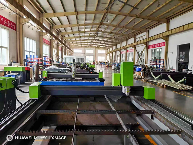 Mini Laser metal cutting machine alloy sheet cutting machine HIWIN	Autofocus Door Construction site work shop brass steels