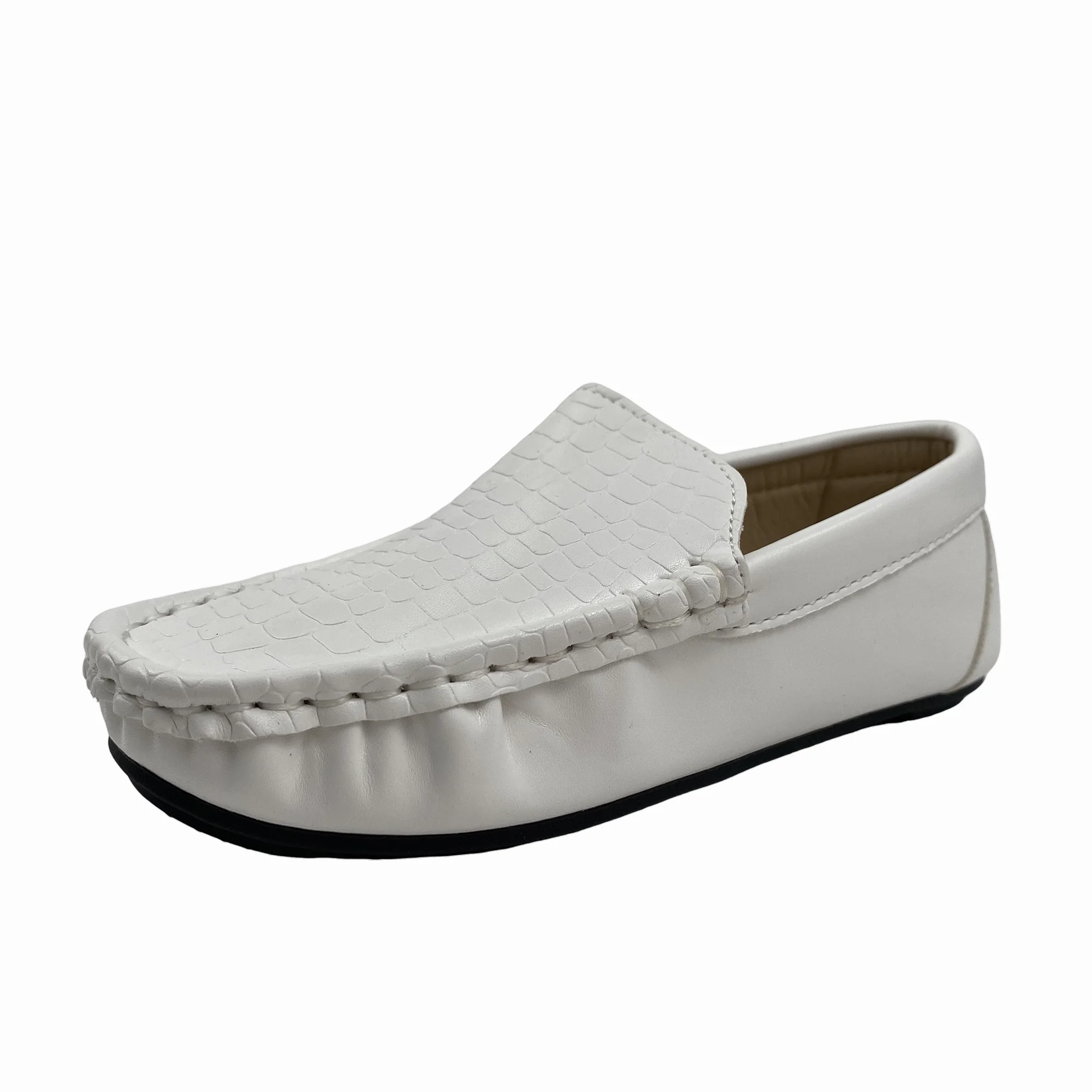 2023 New Trend Casual Leather White Flat Student Shoes mocassin shoes for men