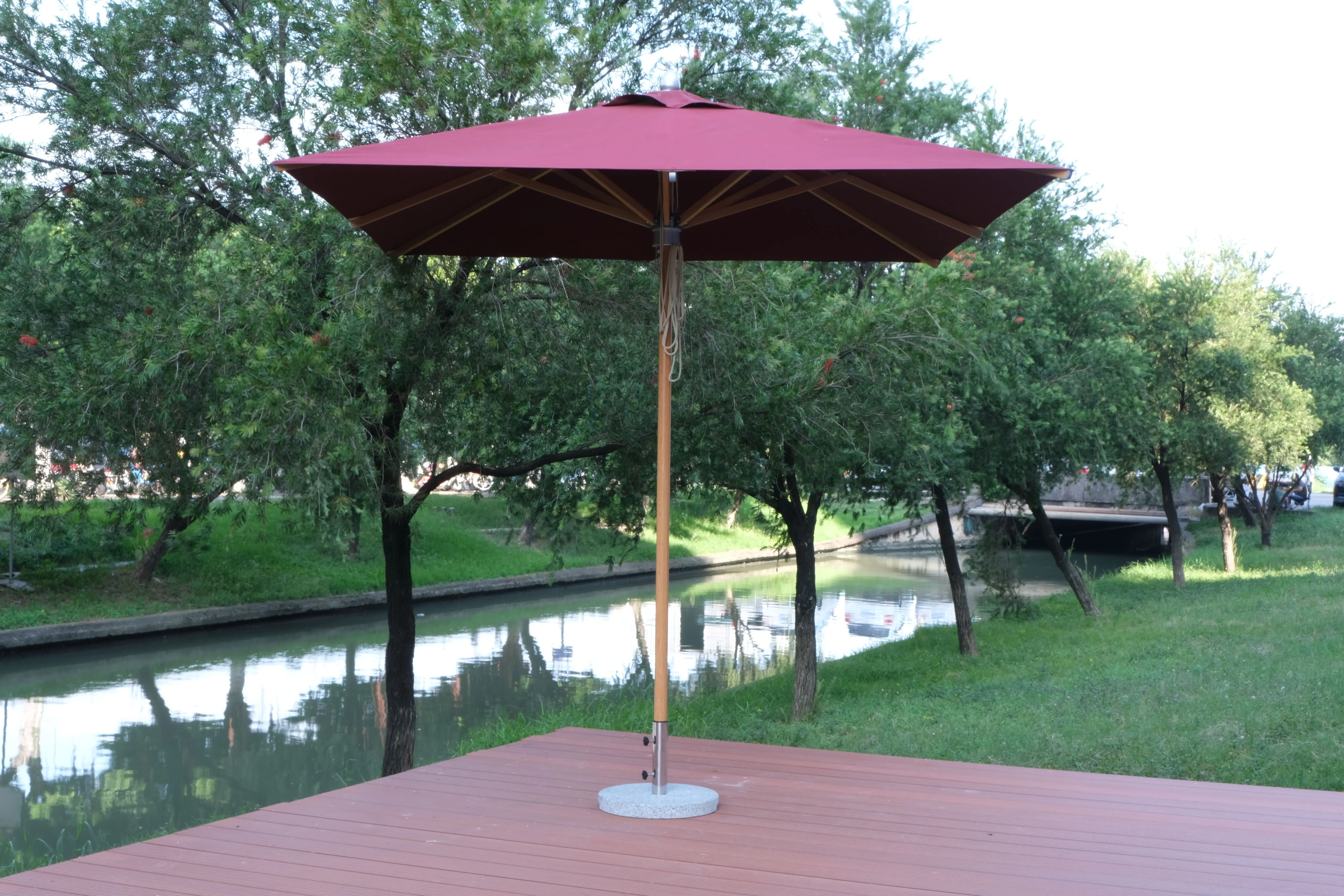 square red print logo Umbrella Big Patio Umbrella Outdoor Beer Cafe Coffee Drink Restaurant Hotel Parasol