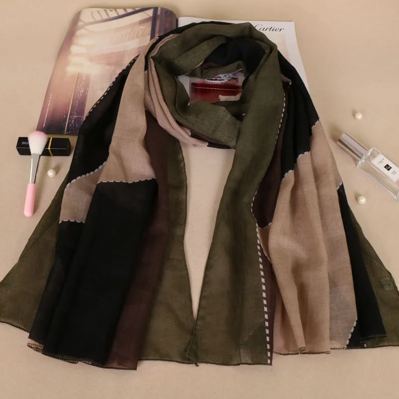 2019 Fashion Luxury Brand Winter Cashmere Women Scarf Classic Cape Print Custom Scarf Print Satin Scarf