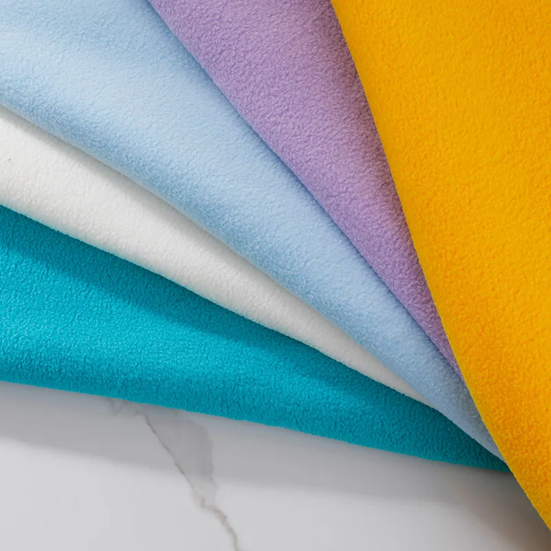 100% Polyester 150D 144F Brushed Anti-Pilling Polar Fleece Fabric