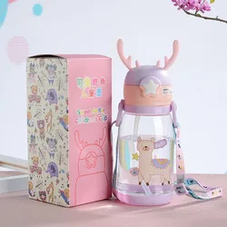 600 ml hot sale adorable animal pattern food grade plastic wear-resistant private kids drinking straw bottle