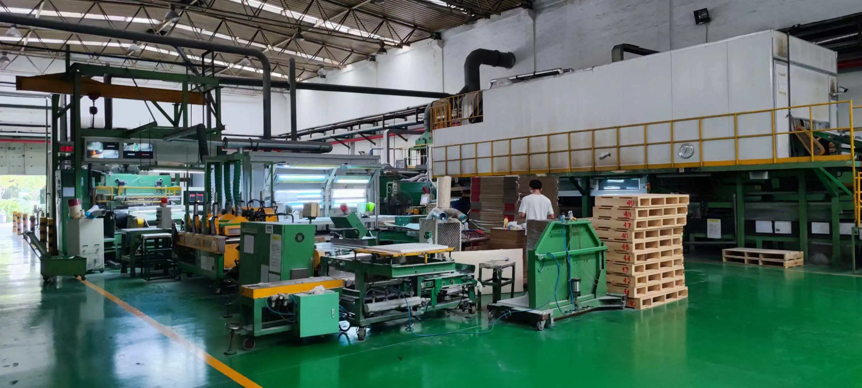 LG Hausys Indoor Roll Vinyl Laminate Pvc Plastic Tiles Waterproof Pvc Flooring for School Roll for High Traffic Pvc Floor