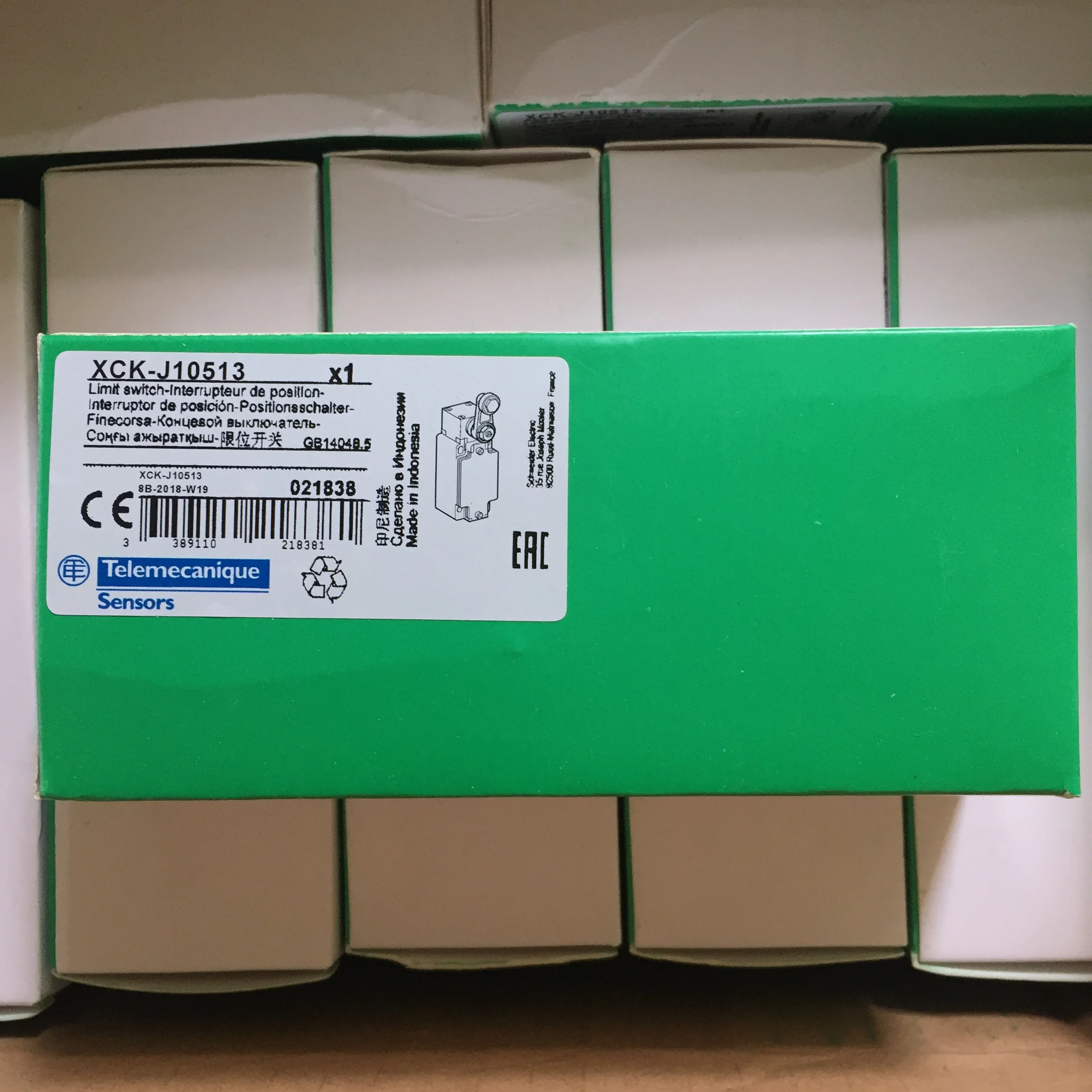 Limit switch XCKJ10513 Travel switch