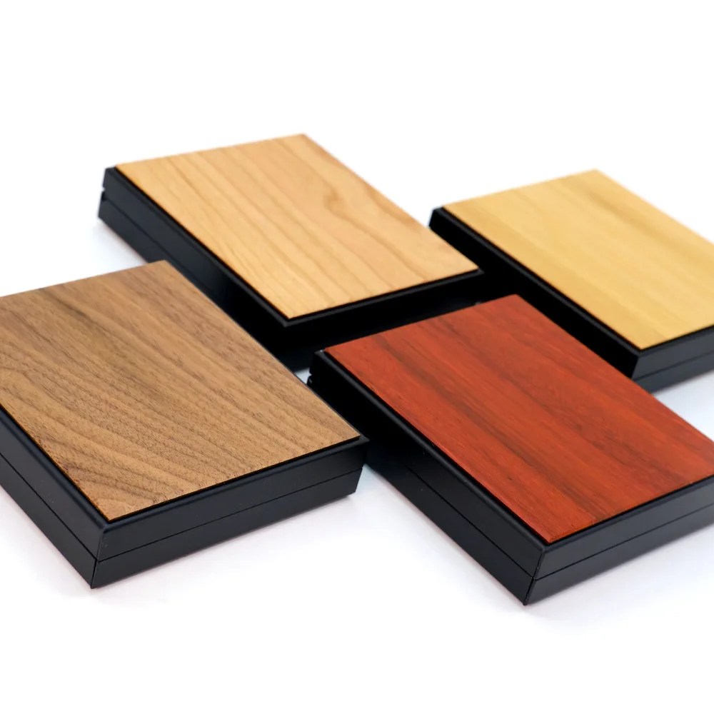
Factory wholesale New fashion wooden cigarette box holder 20pcs cigarettes square aluminium wood cigarette case 