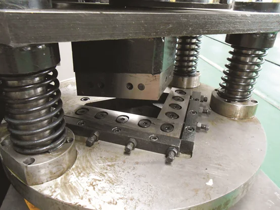 ACH200  FINCM  Communication Tower  CNC  Hydraulic  Square tube  Angle  Notching Machine