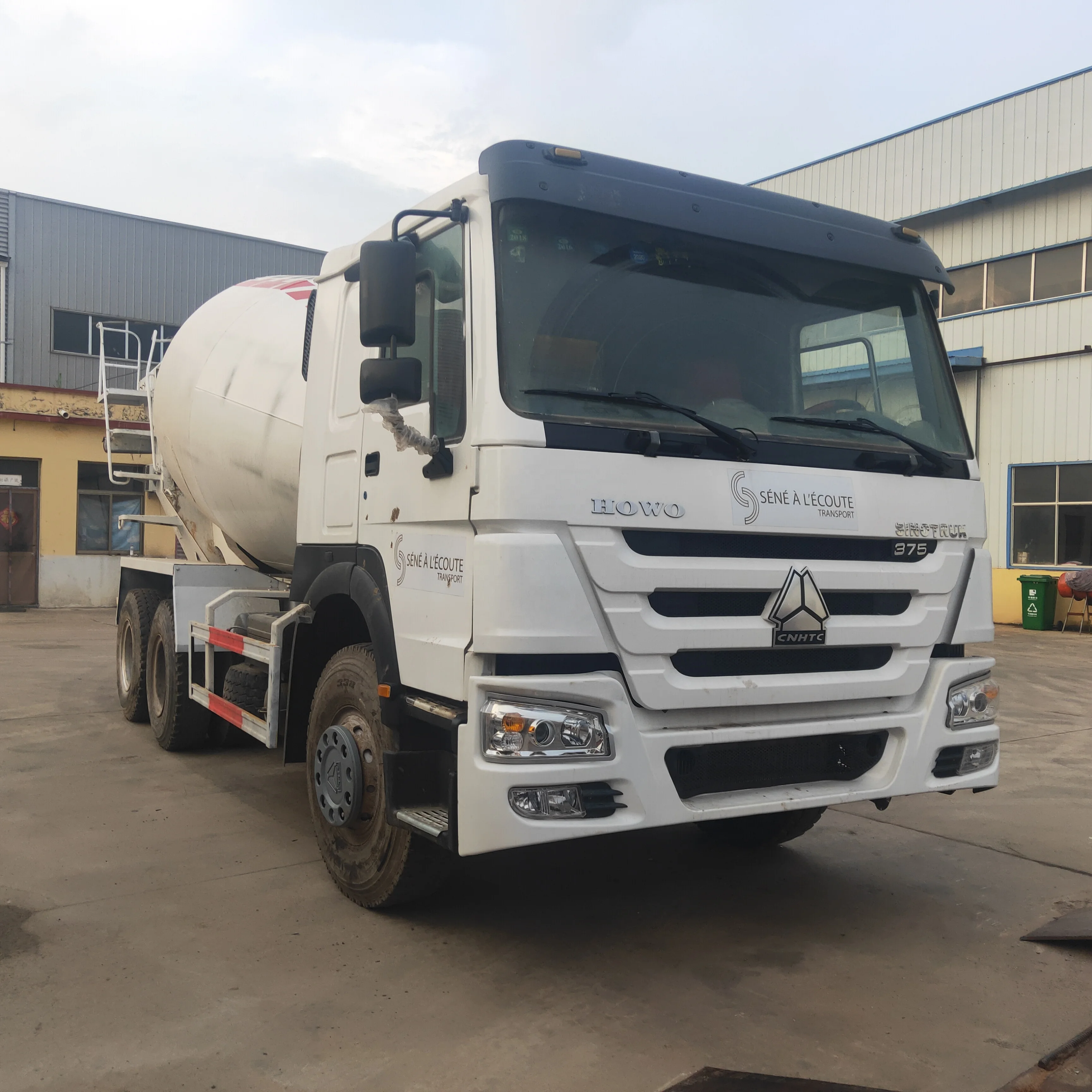  Б/у Sinotruk Howo 375 6x4 бетономешалка грузовик для бетономешалки строительства перевозки бетона цемента 10 куб.