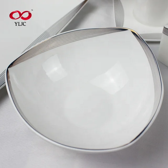 Wedding Gift 61pcs Hot Sale Classic White And Gold Rim Dinnerware Set fine bone china dinner set