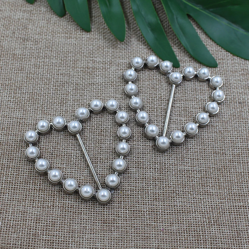Custom new fashion design alloy metal pearl tri-glide buckle,heart shape woman belt buckle