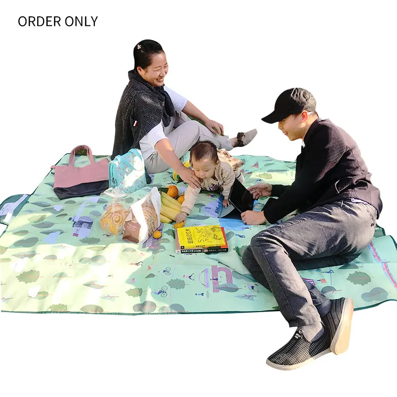 Foldable Custom Waterproof Outdoor Bag Matt Blanket Recycled Oxford Picnic Mat